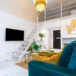 Chanel Jana Pawla Apartmán Vratislav