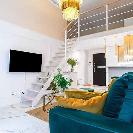 Chanel Jana Pawla Apartmán Vratislav